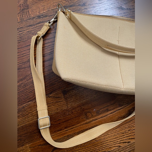 Rothys- The Daily Crossbody- Golden Wheat - Picture 2 of 15